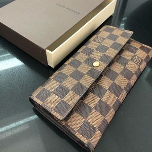 Authentic Louis Vuitton Damier Ebene Porte Tresor